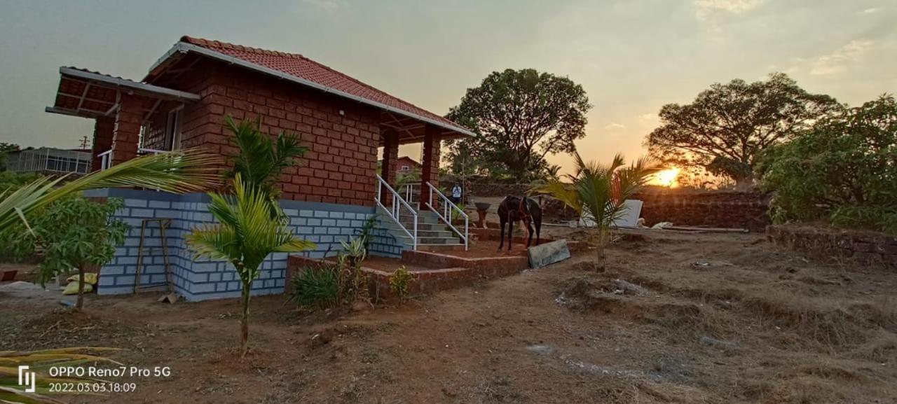 Mars Jungle Adventure Stud Farm With Private Jacuzzi Villa Narsinge Exterior photo